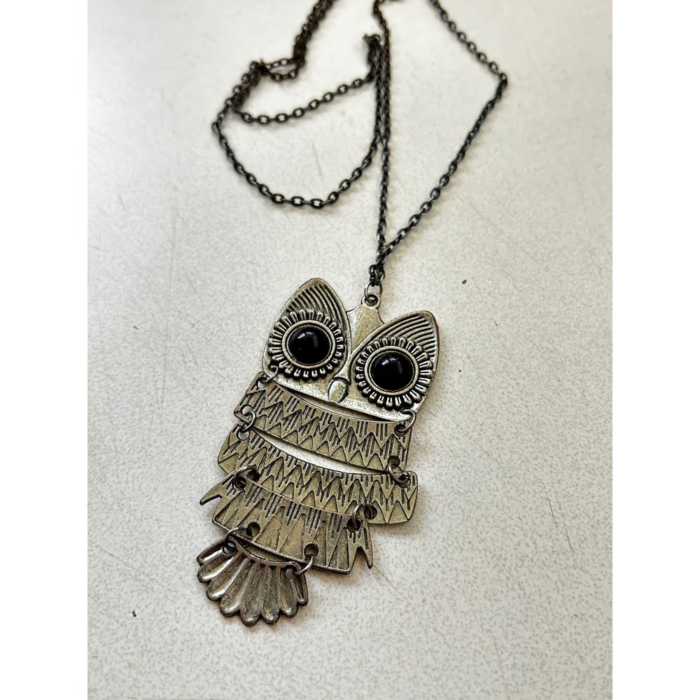 Vintage Silver Tone Articulated Owl Pendant Necklace 3.5" Long Chain